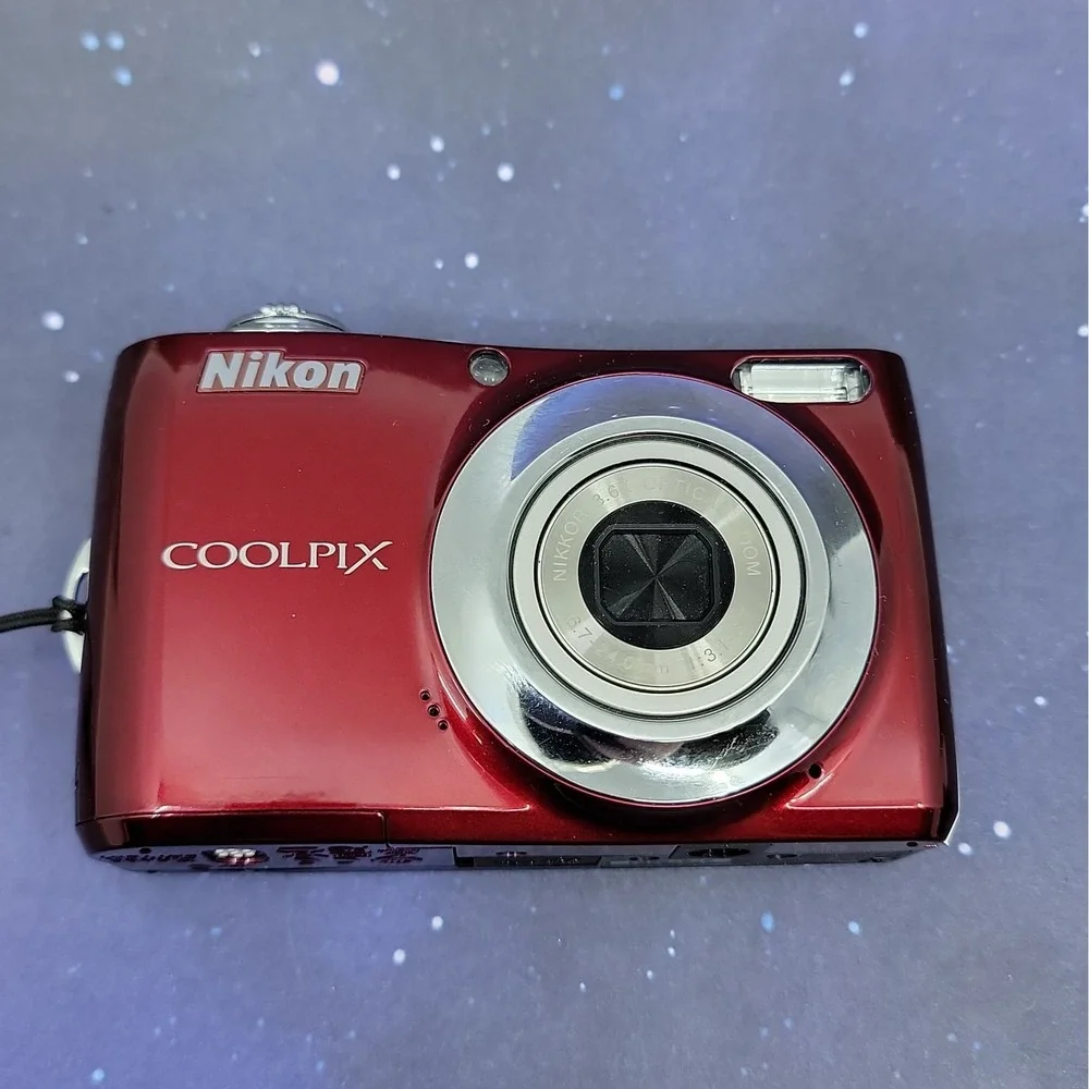 Nikon Coolpix L24 Digital Compact Camera 14 MP - Red Tested Working